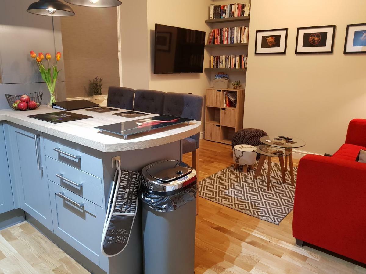 Smart & Cozy Holiday Apartment In The City Centre Inverness Extérieur photo