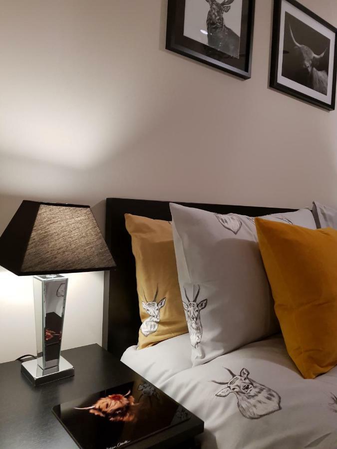 Smart & Cozy Holiday Apartment In The City Centre Inverness Extérieur photo
