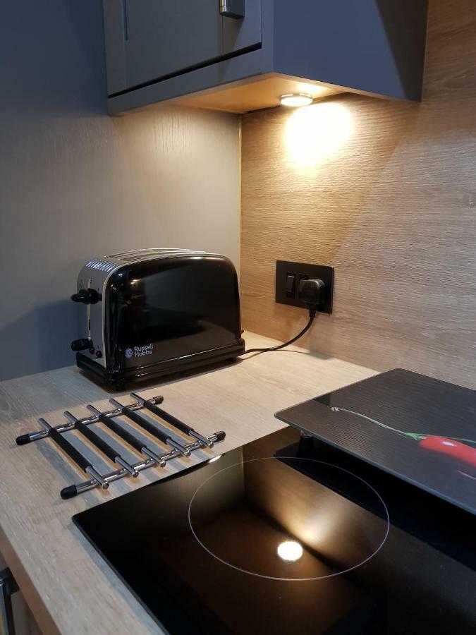 Smart & Cozy Holiday Apartment In The City Centre Inverness Extérieur photo