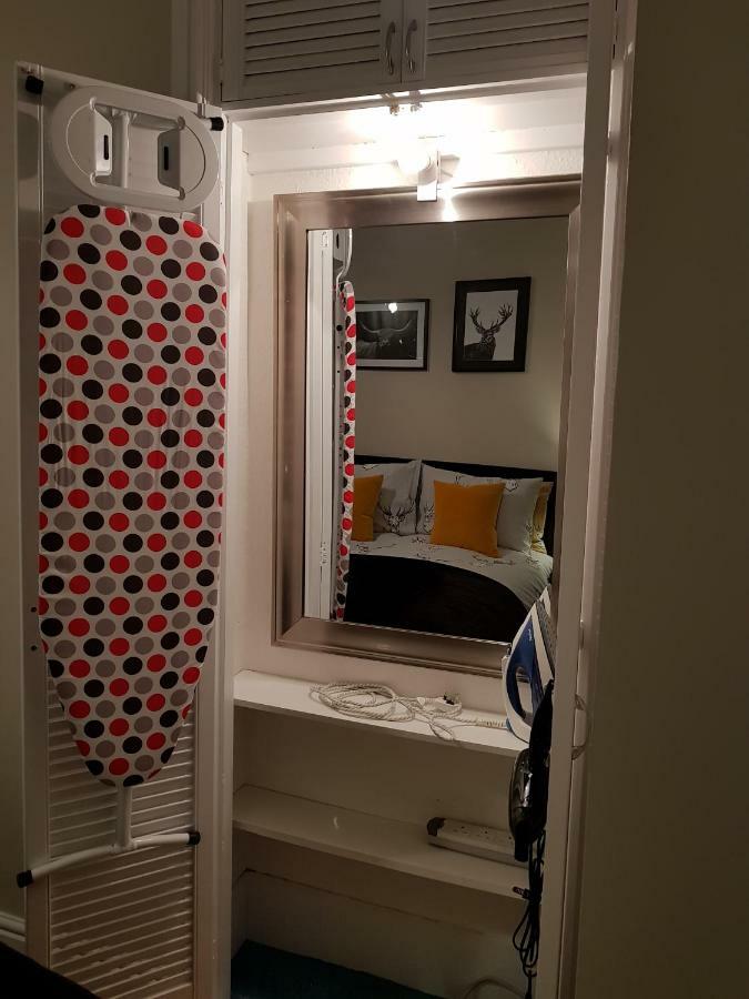 Smart & Cozy Holiday Apartment In The City Centre Inverness Extérieur photo